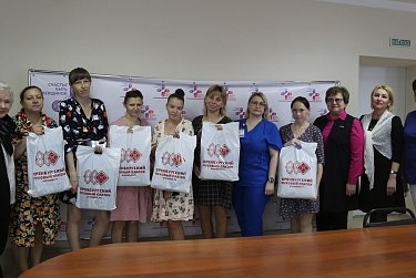 Подарки новорожденным – оренбургская традиция